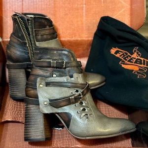 NIB Freebird by Steven Jerome Grey Multi Size 8